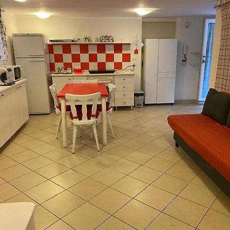 Casa Vacanze Gardiolina San Felice del Benaco Eksteriør bilde