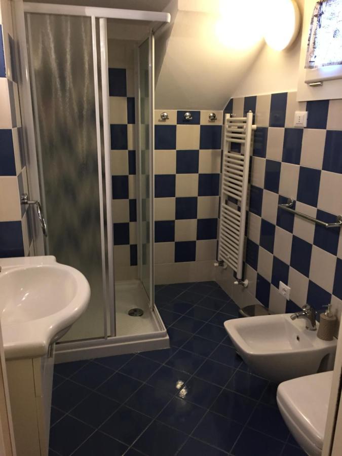 Casa Vacanze Gardiolina San Felice del Benaco Eksteriør bilde