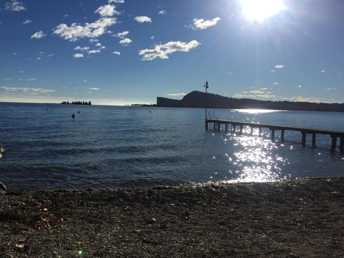 Casa Vacanze Gardiolina San Felice del Benaco Eksteriør bilde