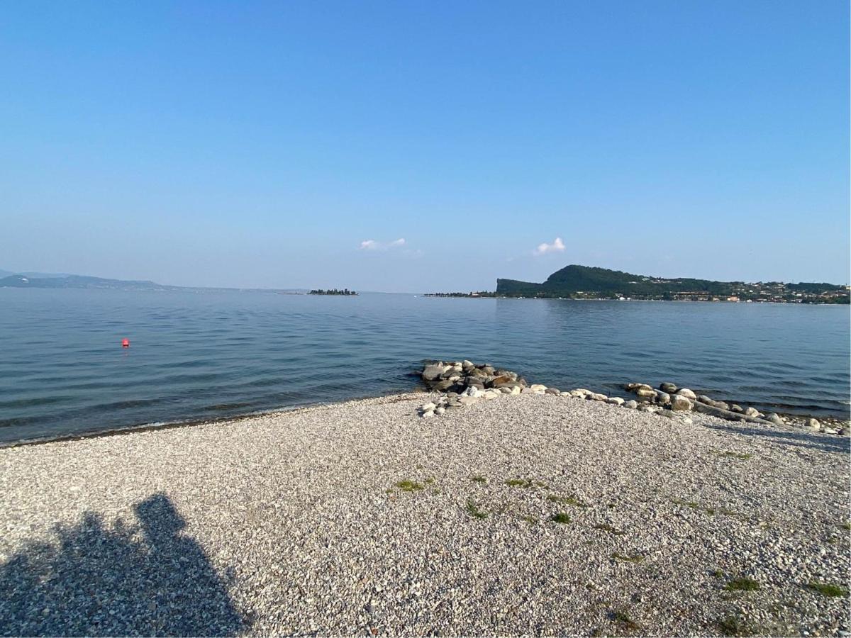 Casa Vacanze Gardiolina San Felice del Benaco Eksteriør bilde