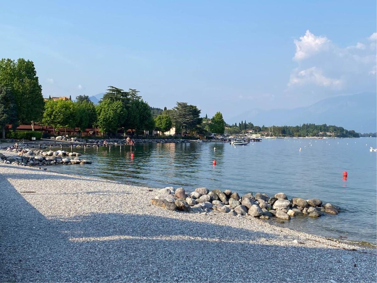 Casa Vacanze Gardiolina San Felice del Benaco Eksteriør bilde