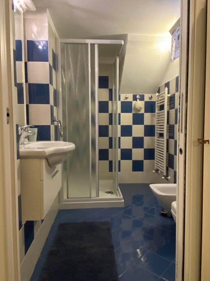 Casa Vacanze Gardiolina San Felice del Benaco Eksteriør bilde