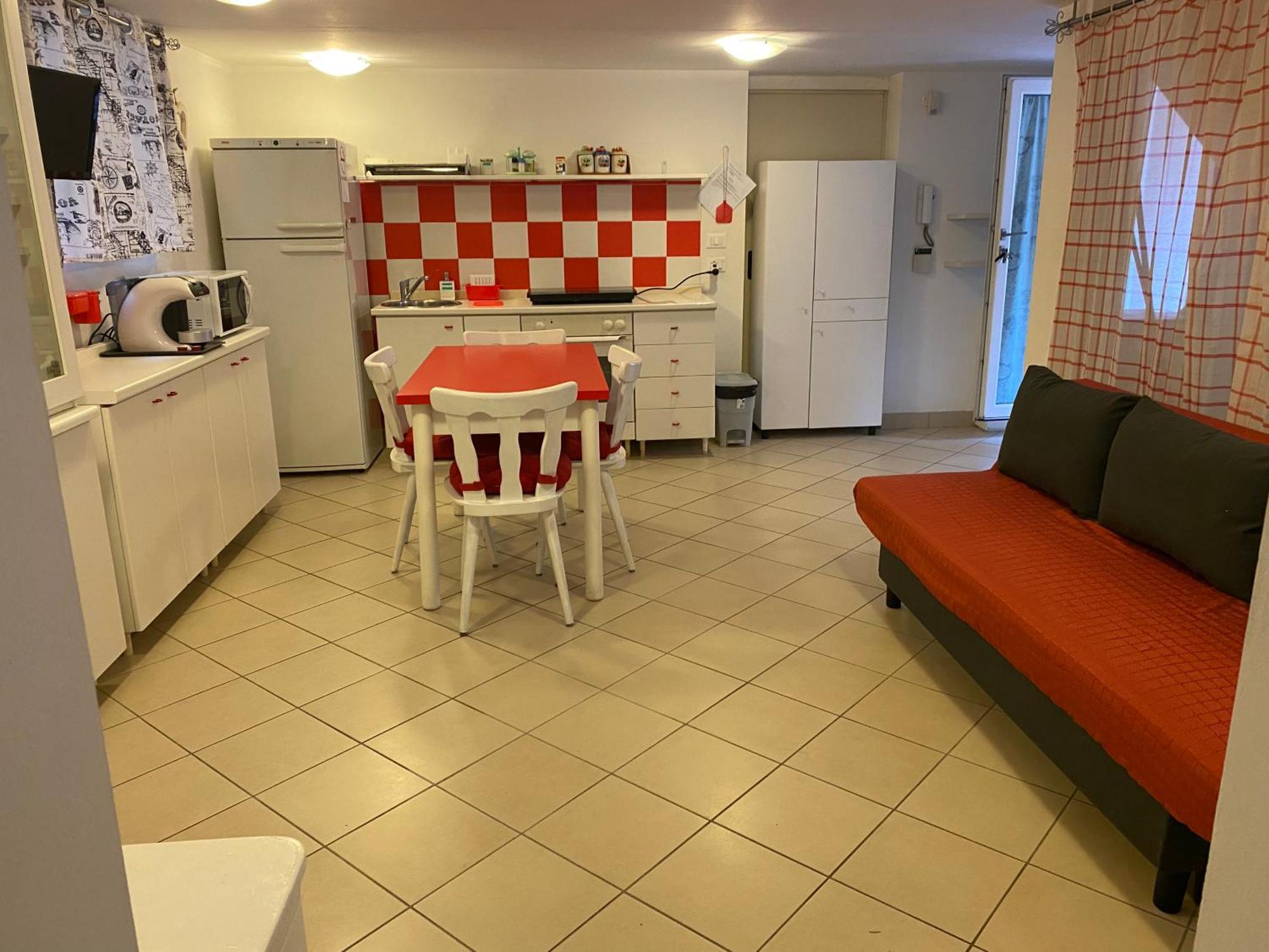 Casa Vacanze Gardiolina San Felice del Benaco Eksteriør bilde