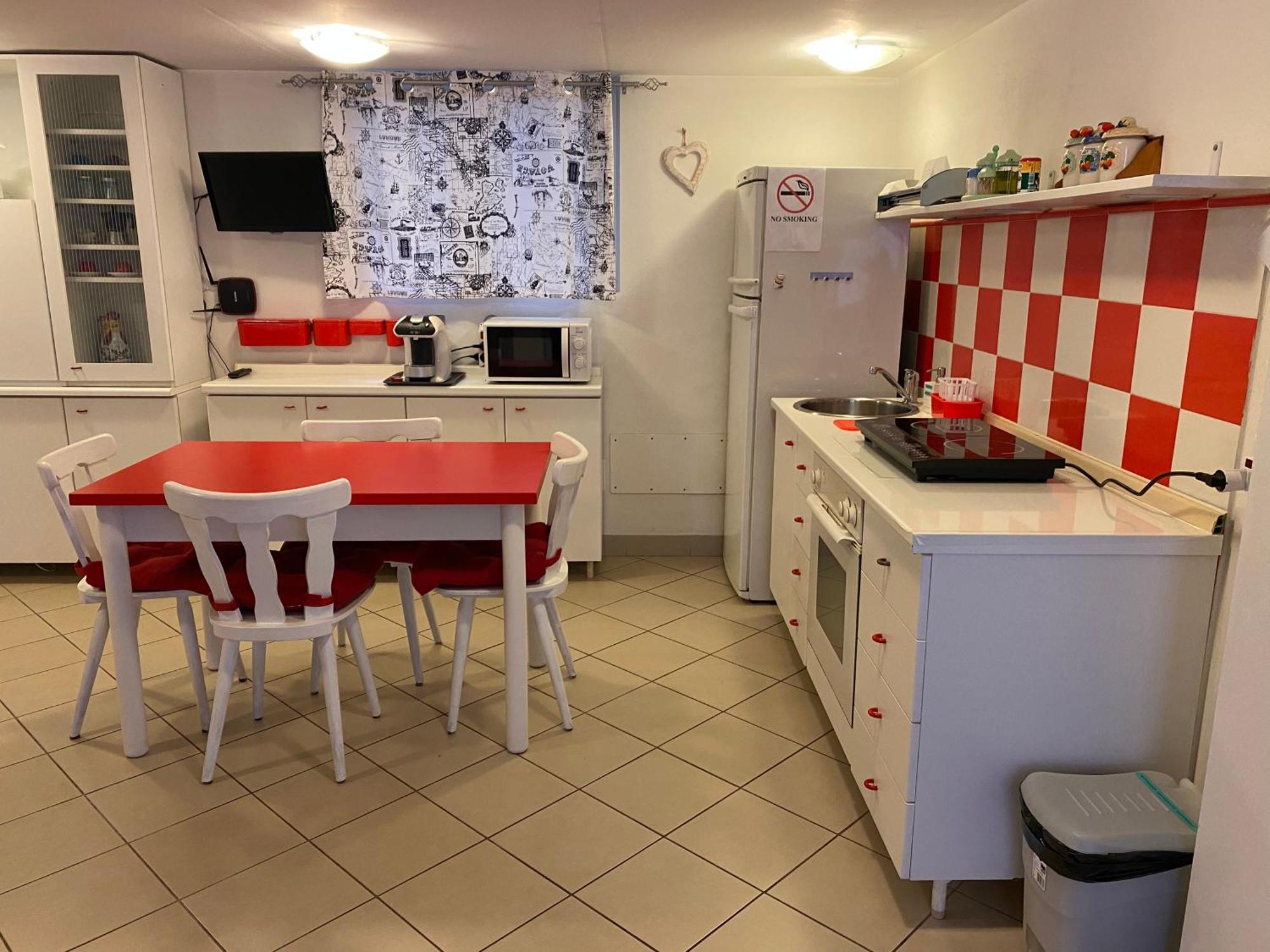 Casa Vacanze Gardiolina San Felice del Benaco Eksteriør bilde